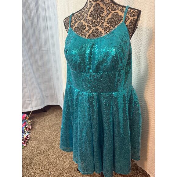 Homecoming Prom Cocktail Dress 14 Turquoise Sequins Spaghetti strap lace up back - Picture 8 of 9